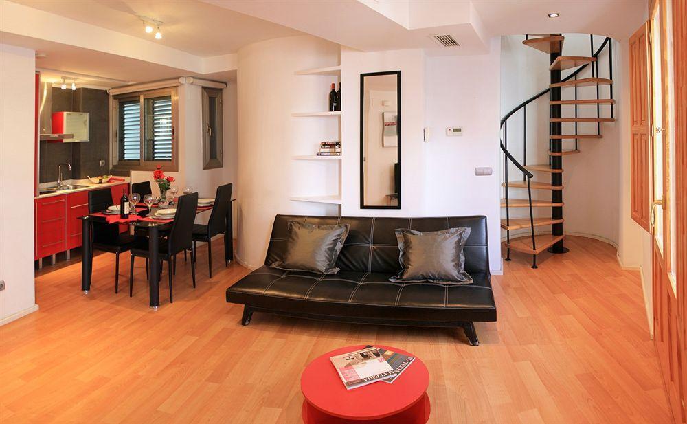 Like Apartments Lonja Valencia Exterior foto