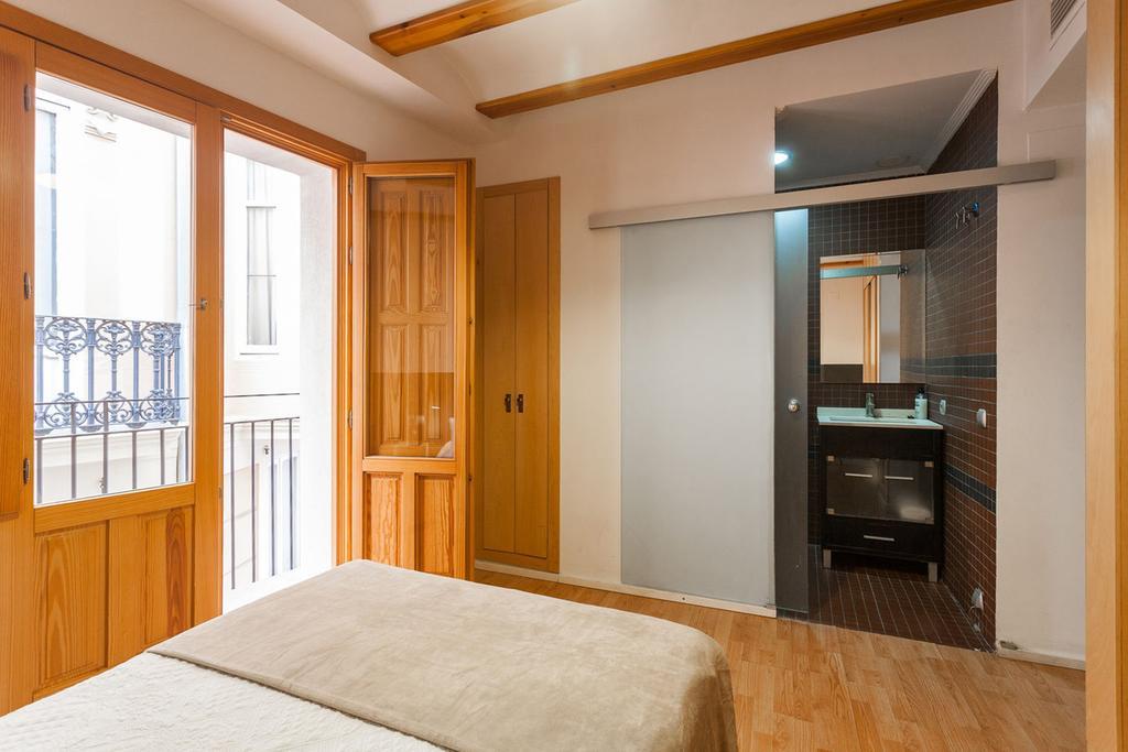 Like Apartments Lonja Valencia Exterior foto