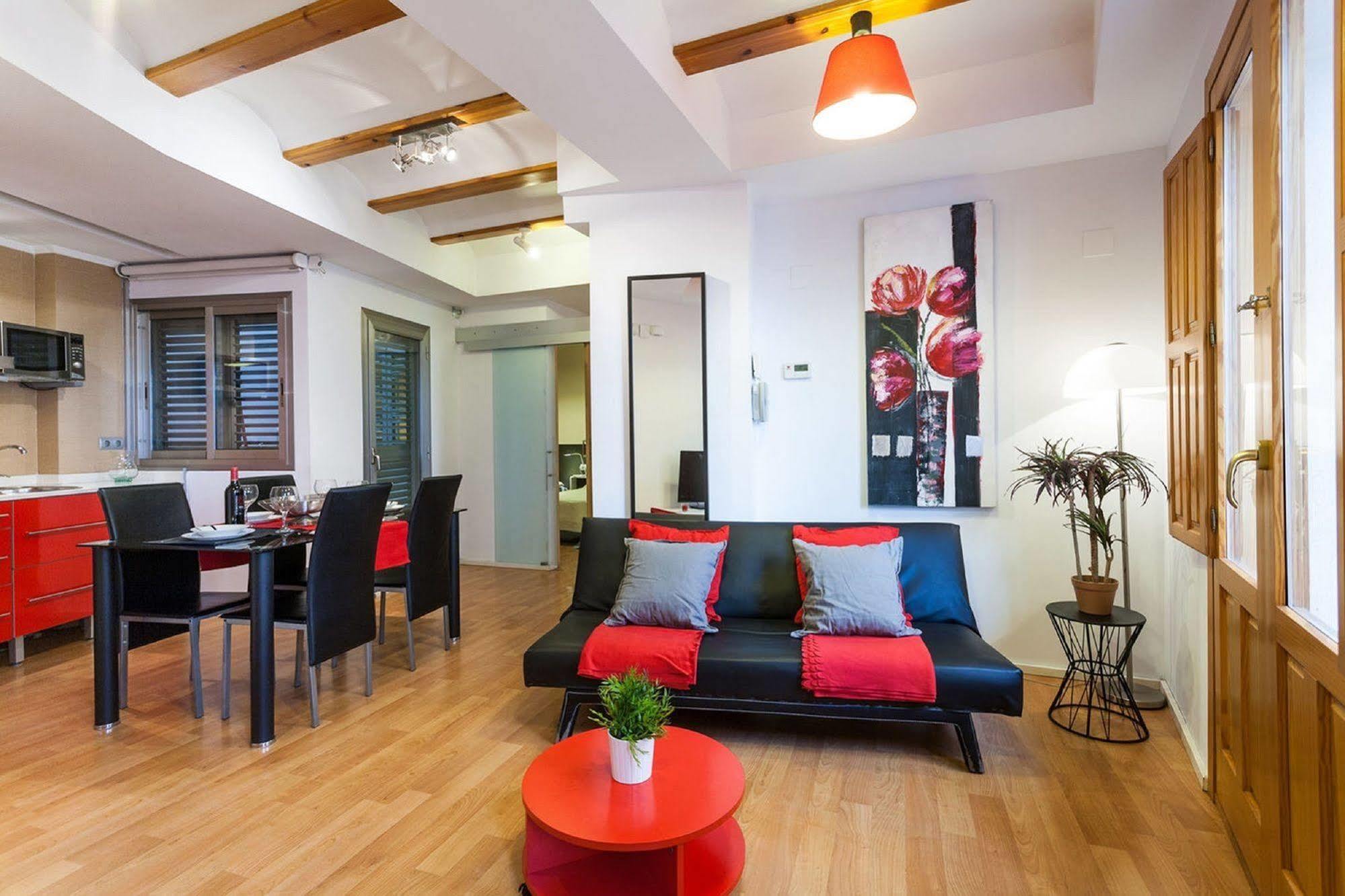 Like Apartments Lonja Valencia Exterior foto