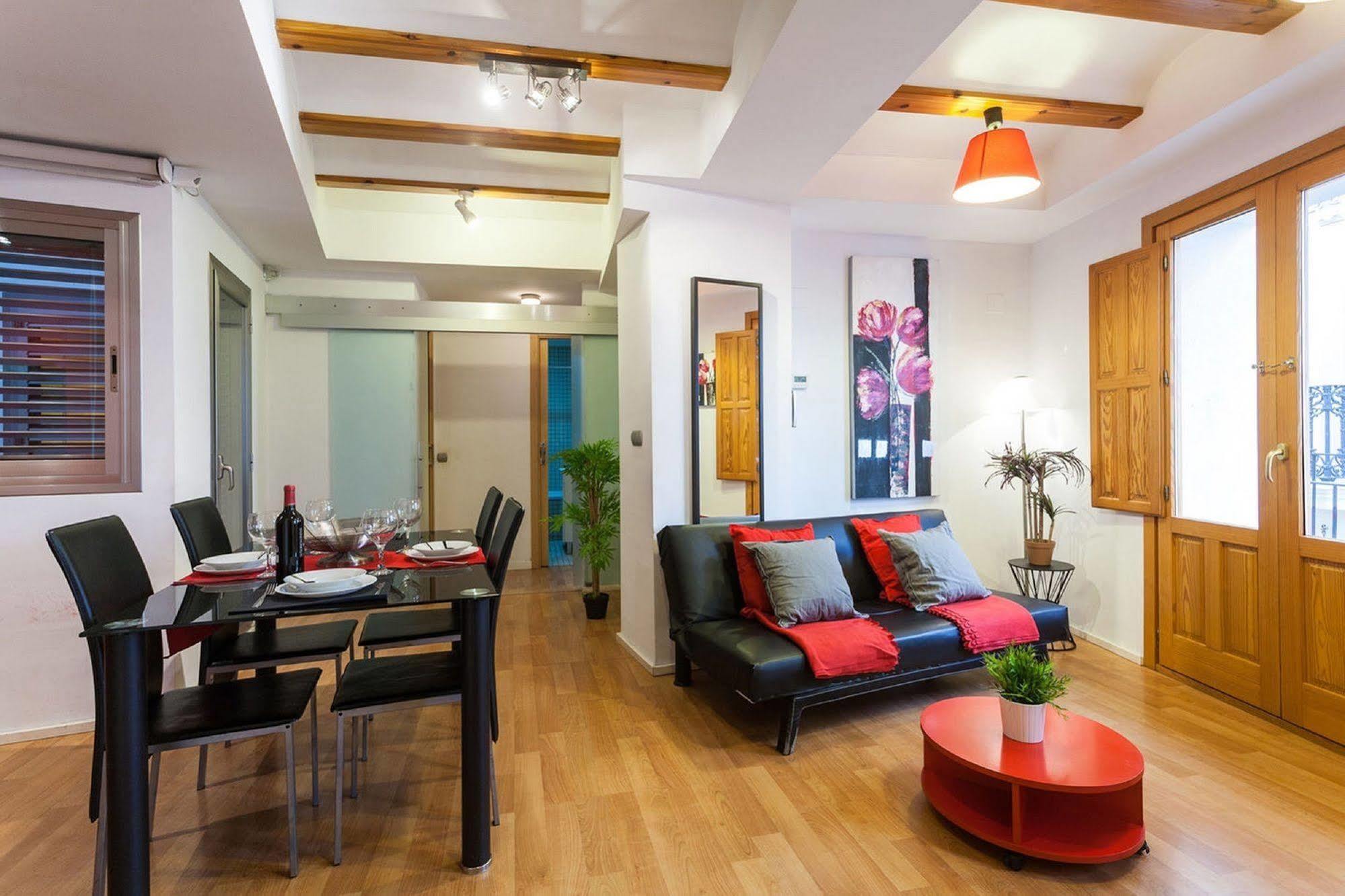 Like Apartments Lonja Valencia Exterior foto